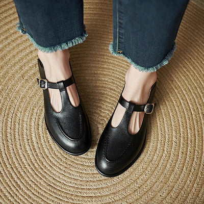 Selvana - Low Heeled Pumps